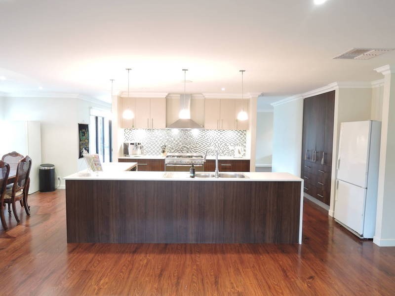 3 Sunbird Crescent, Hoppers Crossing VIC 3029