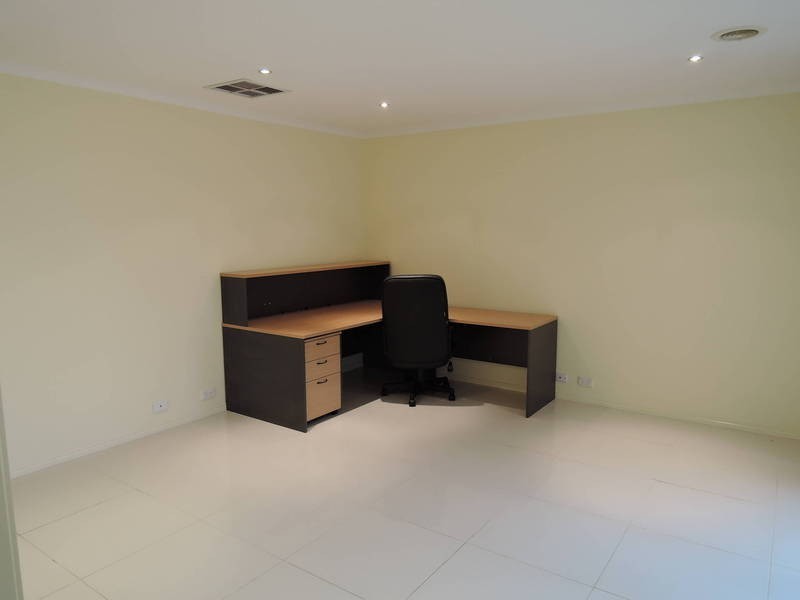 12 Monterey Bay Drive, Point Cook VIC 3030