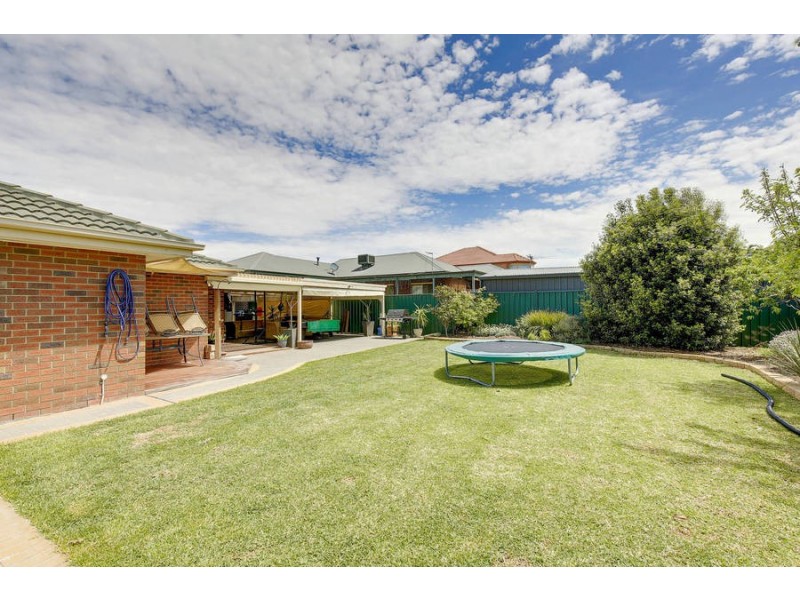 41  Golden Ash Grove, Hoppers Crossing VIC 3029