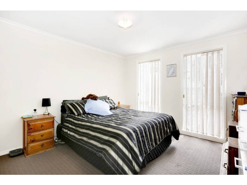 41 Manor Lakes Boulevard, Wyndham Vale VIC 3024