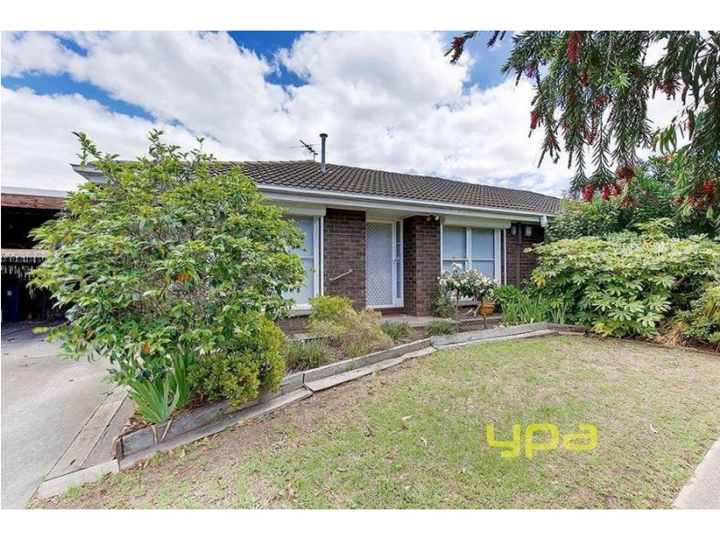 3/2 Railway Avenue, Werribee VIC 3030