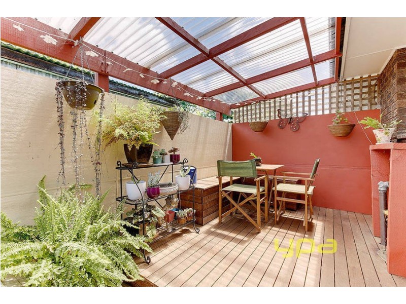 3/2 Railway Avenue, Werribee VIC 3030