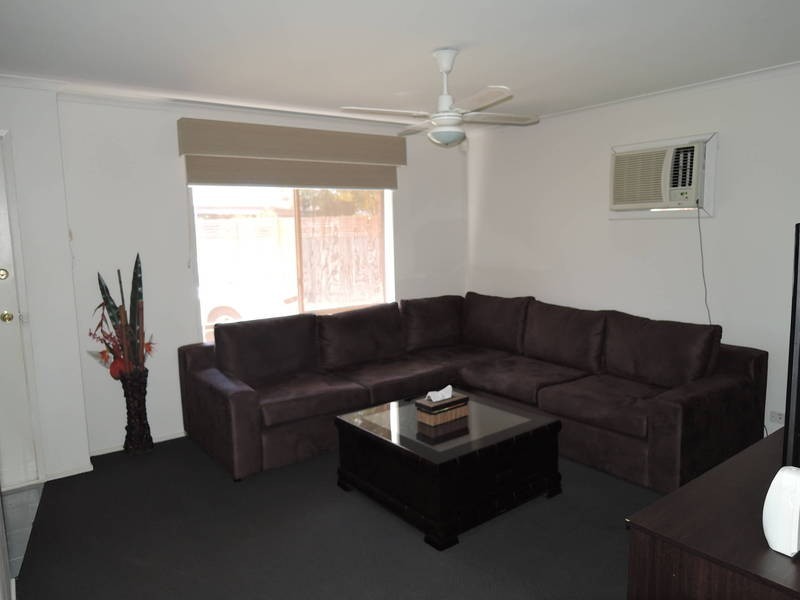 5 Carmarthen Close, Werribee VIC 3030