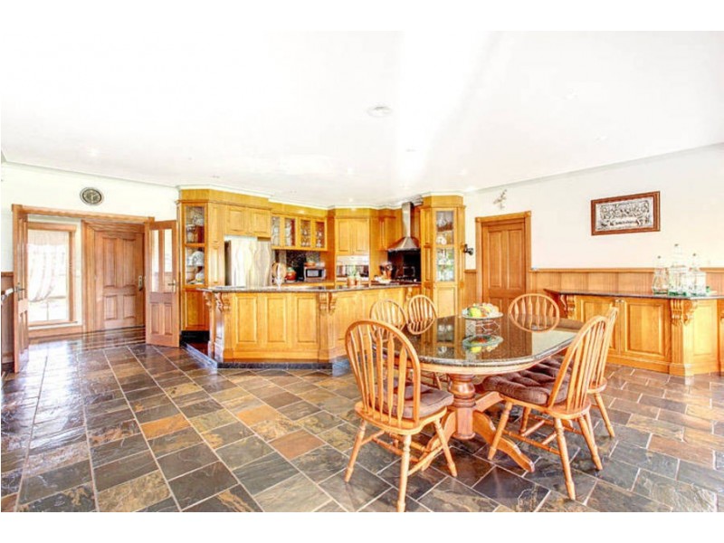 42 Kingston Boulevard, Hoppers Crossing VIC 3029