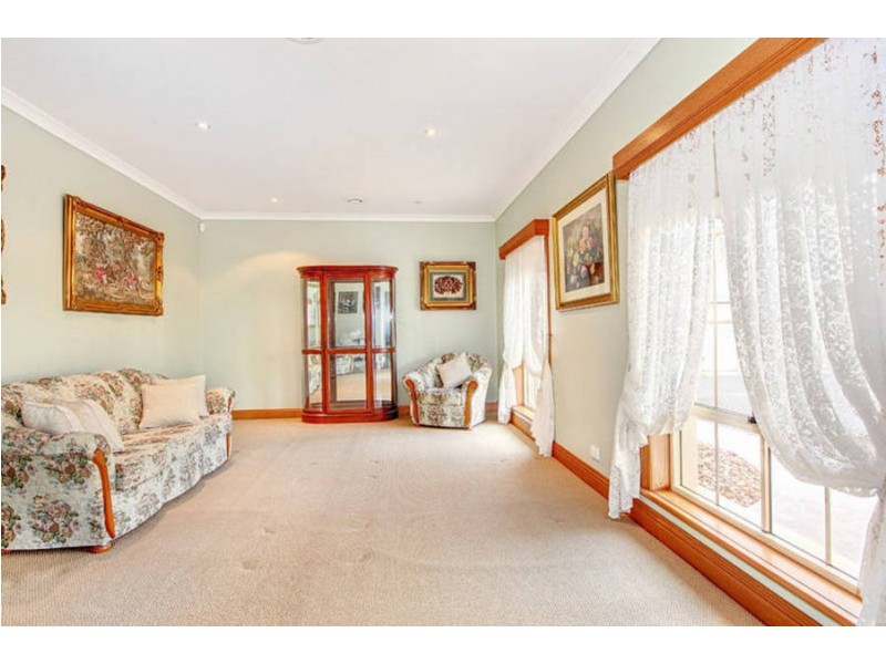 42 Kingston Boulevard, Hoppers Crossing VIC 3029