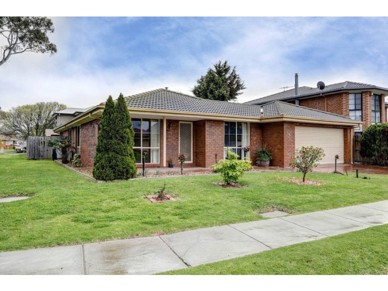 64 Koroneos Drive, Werribee South VIC 3030