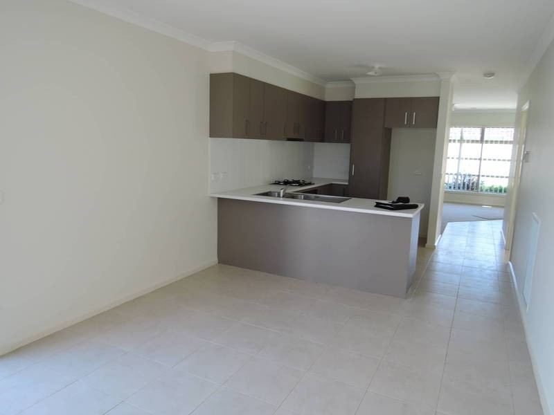 6/43-45 Ruby Place, Werribee VIC 3030