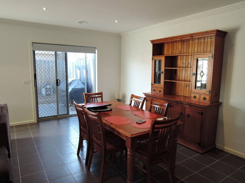 1/47 Hope Way, Tarneit VIC 3029