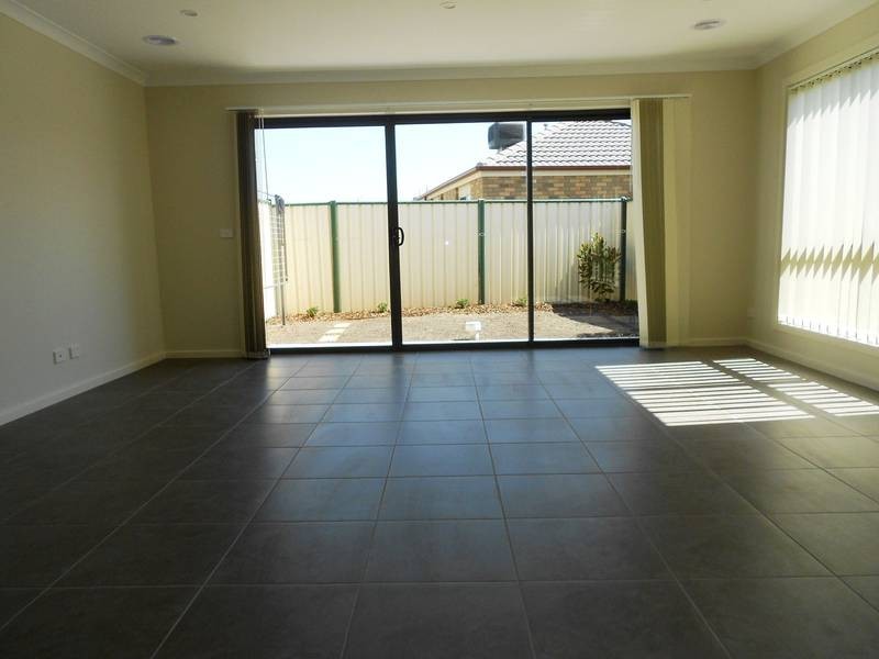 19B Eleanor Drive, Hoppers Crossing VIC 3029