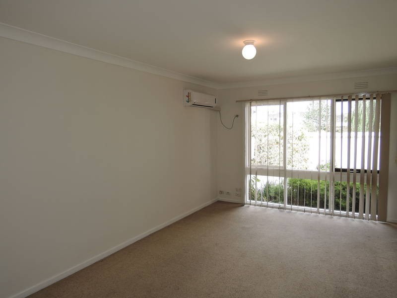4/22 Mambourin Street, Werribee VIC 3030