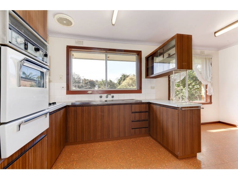 6 Bernhardt Avenue, Hoppers Crossing VIC 3029