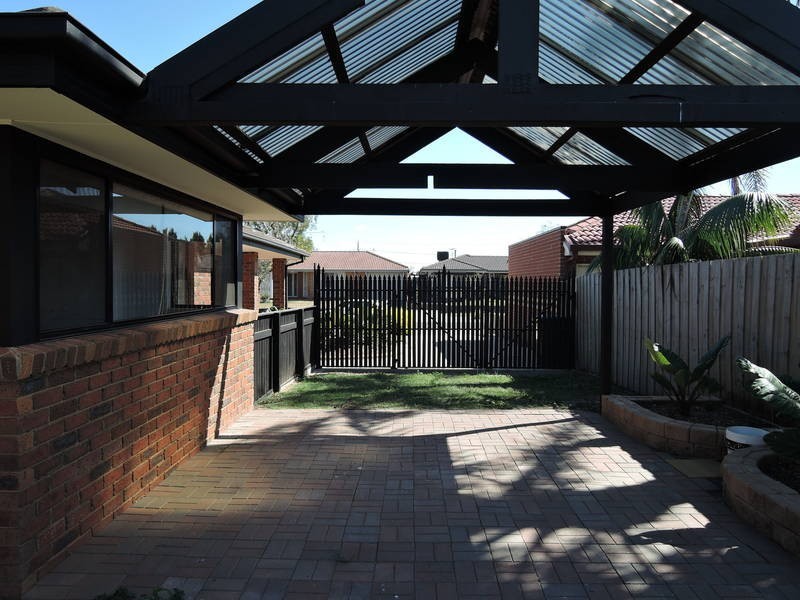 20 Briardale Drive, Werribee VIC 3030