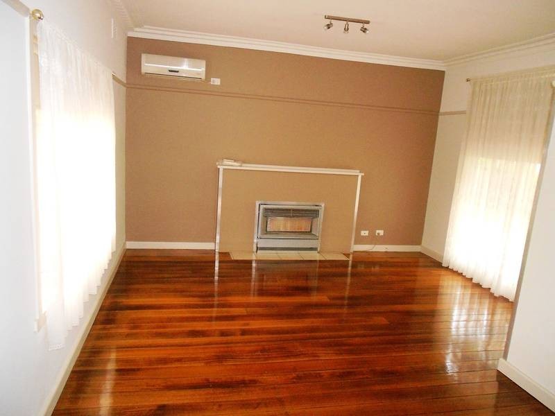 12 Geelong Road, Werribee VIC 3030