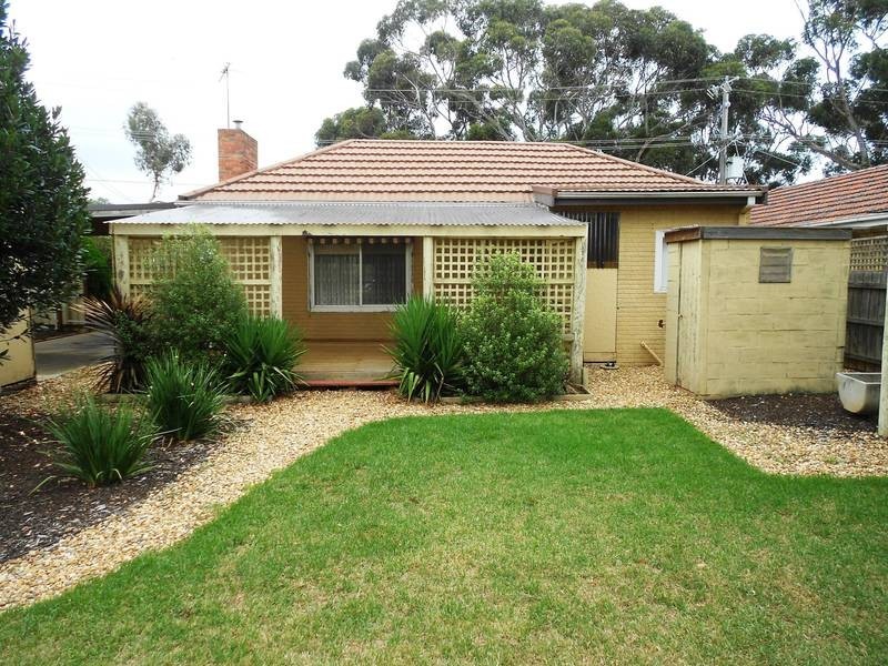 12 Geelong Road, Werribee VIC 3030
