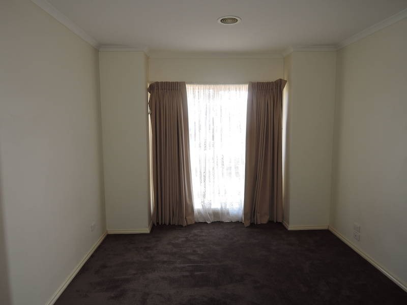 10 Chesterfield Drive, Wyndham Vale VIC 3024