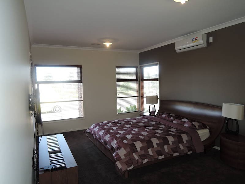 7 Mayesbrook Road, Wyndham Vale VIC 3024