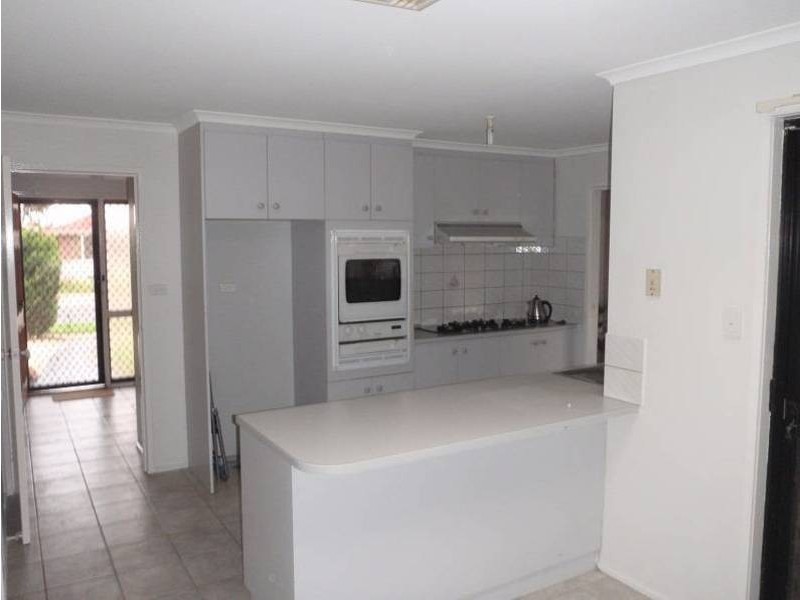 5 Trent Close, Werribee VIC 3030