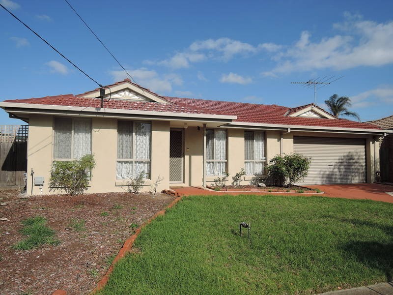 7 Enfield Avenue, Werribee VIC 3030