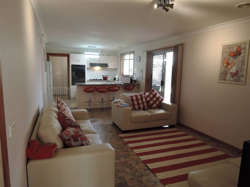 7 Enfield Avenue, Werribee VIC 3030