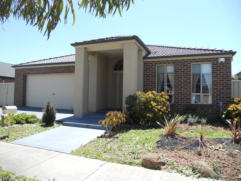 38 Damask Drive, Tarneit VIC 3029