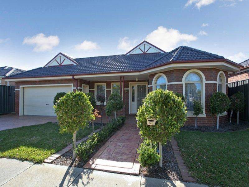 54 Hindmarsh Drive, Wyndham Vale VIC 3024