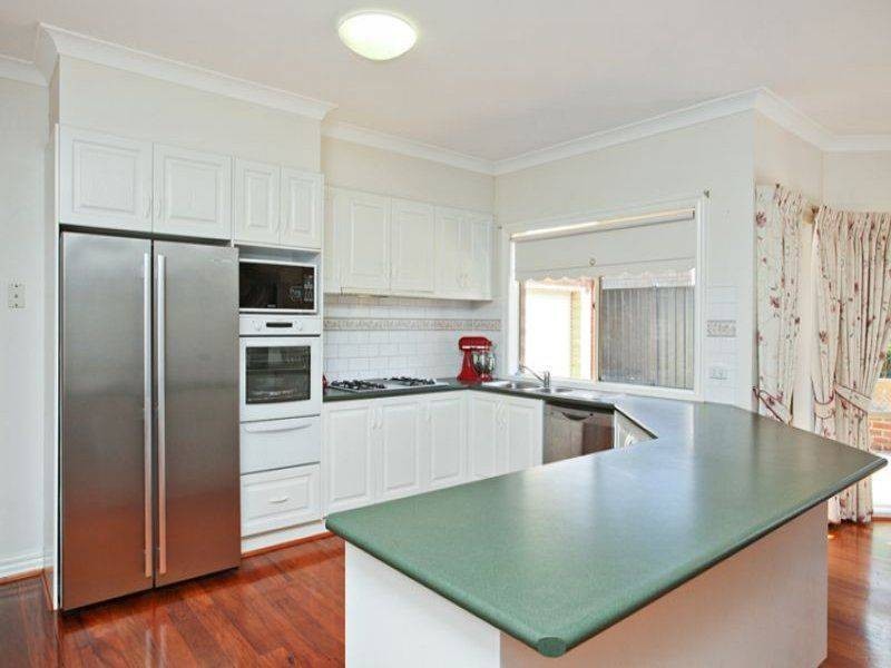 54 Hindmarsh Drive, Wyndham Vale VIC 3024