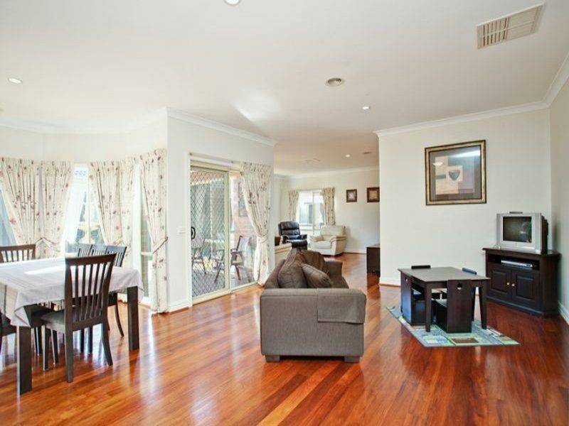 54 Hindmarsh Drive, Wyndham Vale VIC 3024