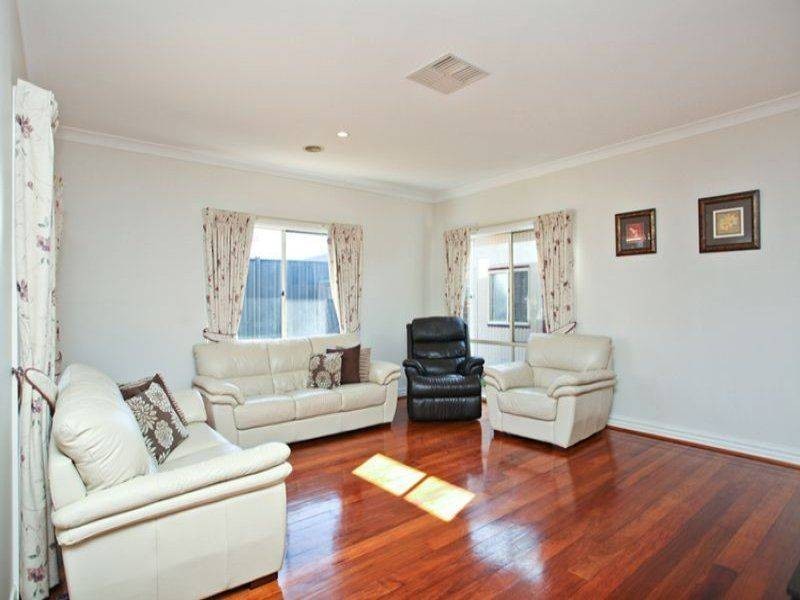 54 Hindmarsh Drive, Wyndham Vale VIC 3024