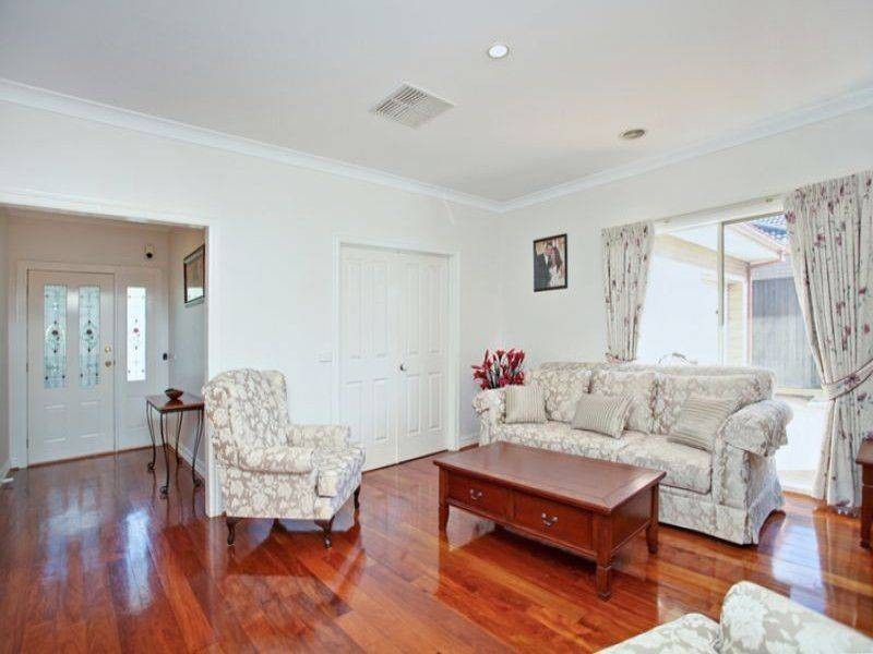 54 Hindmarsh Drive, Wyndham Vale VIC 3024