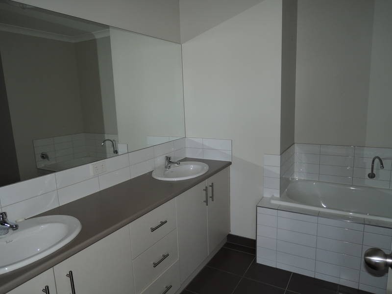 3/23 Symons Avenue, Hoppers Crossing VIC 3029