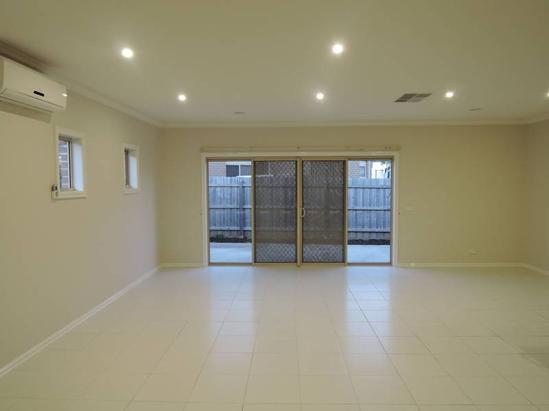 36 Bronson Circuit, Hoppers Crossing VIC 3029