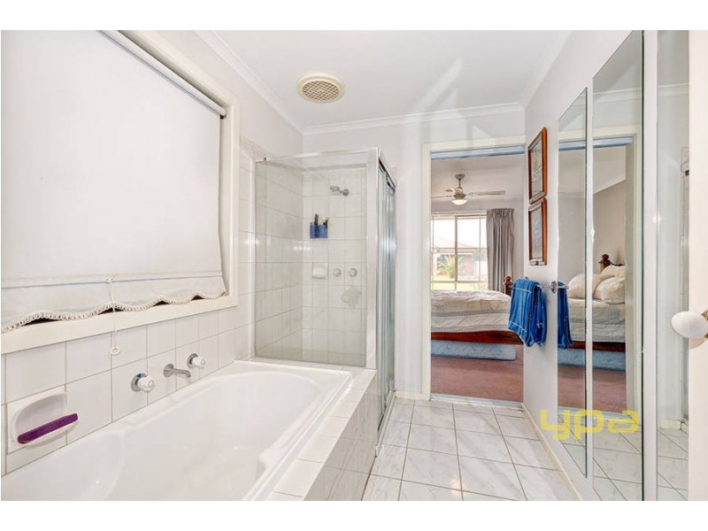 64 Koroneos Drive, Werribee South VIC 3030