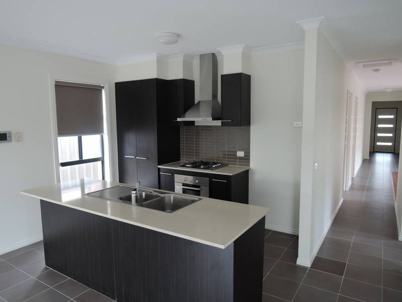 7 Carbine Avenue, Tarneit VIC 3029