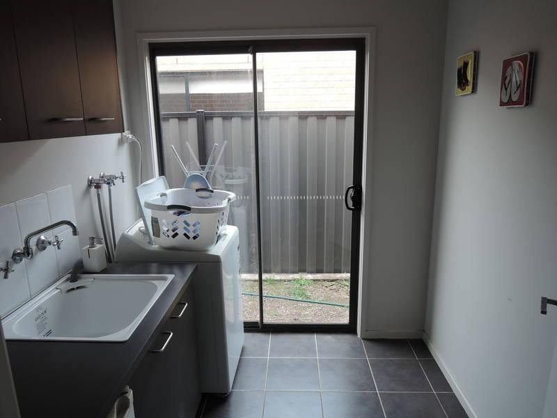 27 Wylie Way, Point Cook VIC 3030
