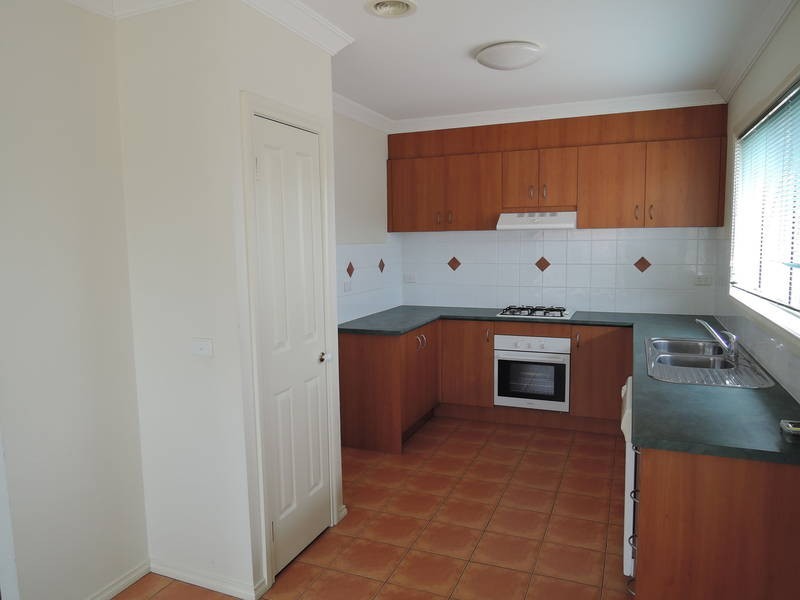 33 Harkaway Avenue, Hoppers Crossing VIC 3029