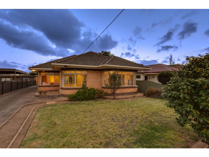 8 Wyndham Street, Werribee VIC 3030