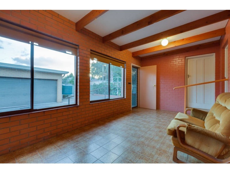 8 Wyndham Street, Werribee VIC 3030