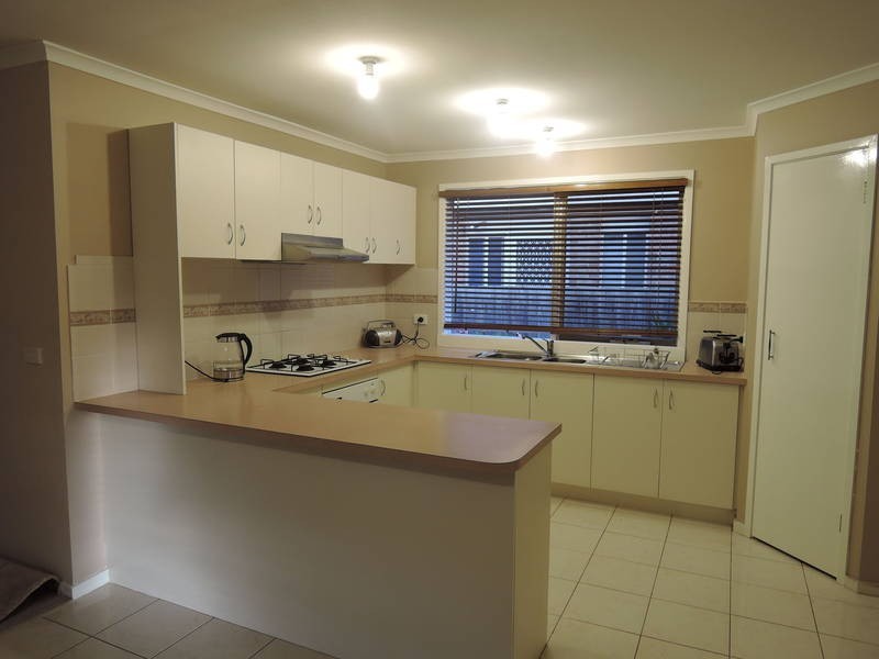 132 Bellbridge Drive, Hoppers Crossing VIC 3029