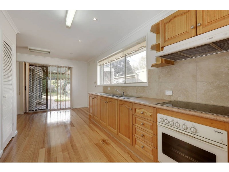 4 Sierra Court, Hoppers Crossing VIC 3029