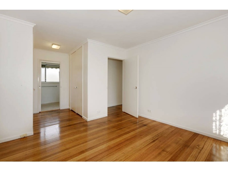 4 Sierra Court, Hoppers Crossing VIC 3029