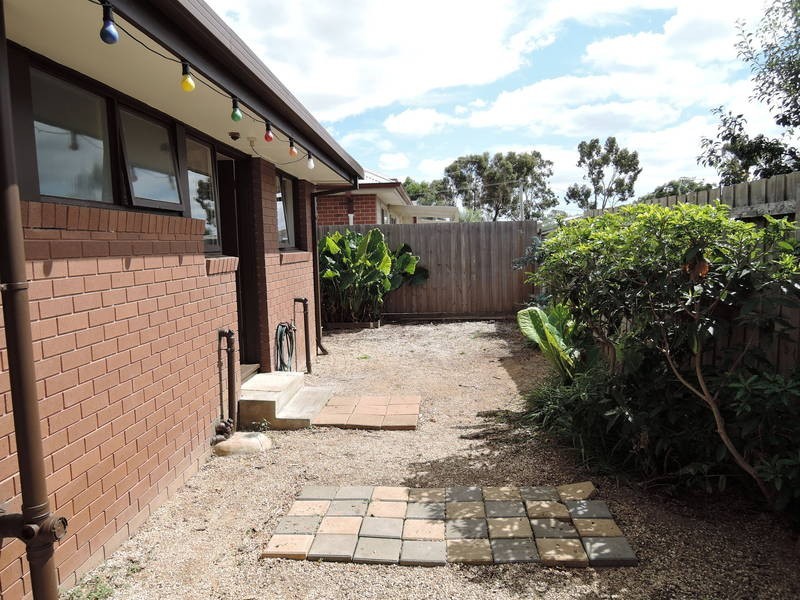 4/22 Mambourin Street, Werribee VIC 3030