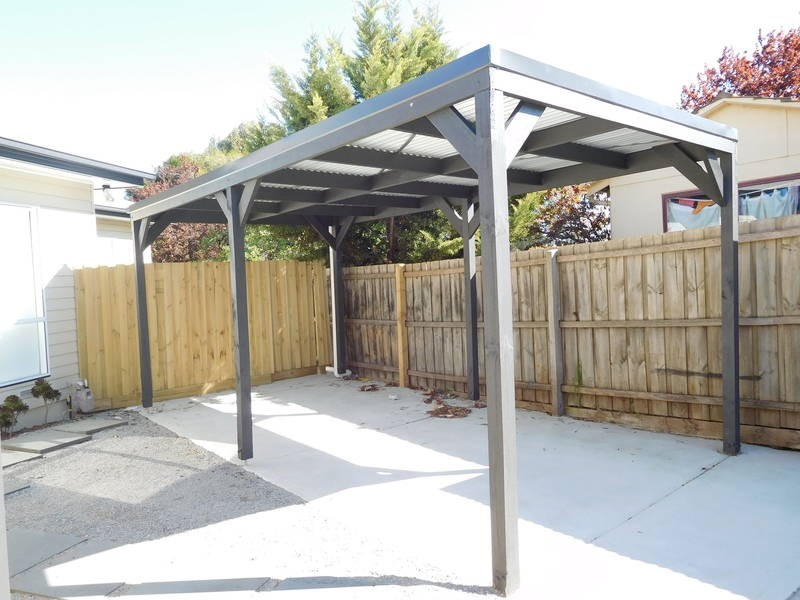 2/15 Golden Avenue East, Werribee VIC 3030