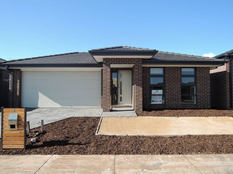 6 Ixora Crescent, Wyndham Vale VIC 3024