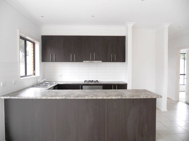 1/231 Thames Boulevard, Tarneit VIC 3029