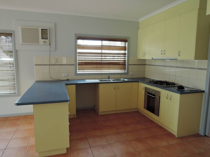 26 Kasem Drive, Werribee VIC 3030