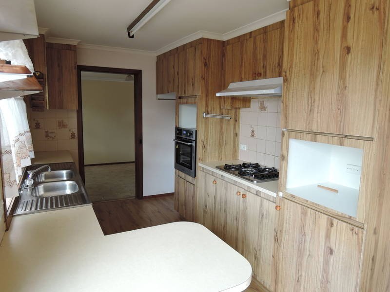 24 Swallow Street, Werribee VIC 3030