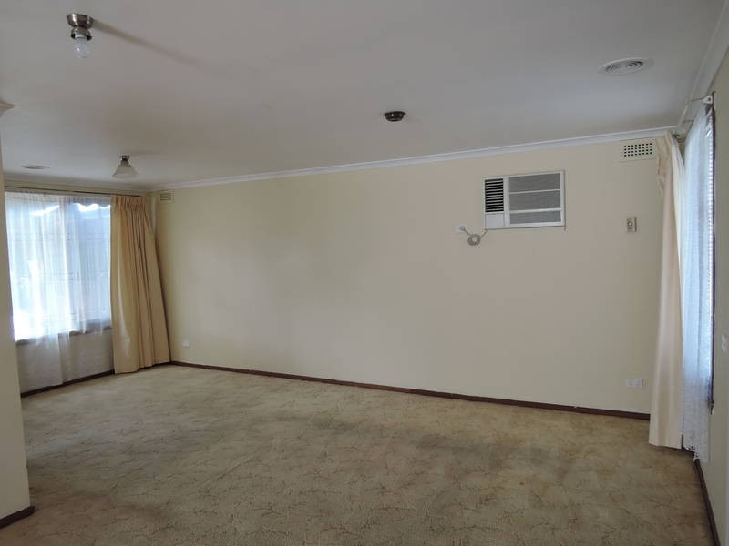 24 Swallow Street, Werribee VIC 3030