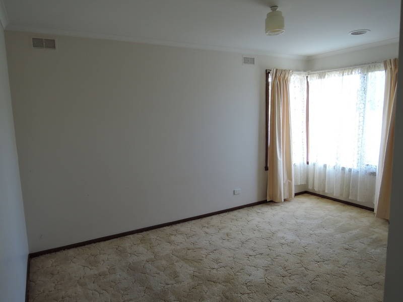 24 Swallow Street, Werribee VIC 3030