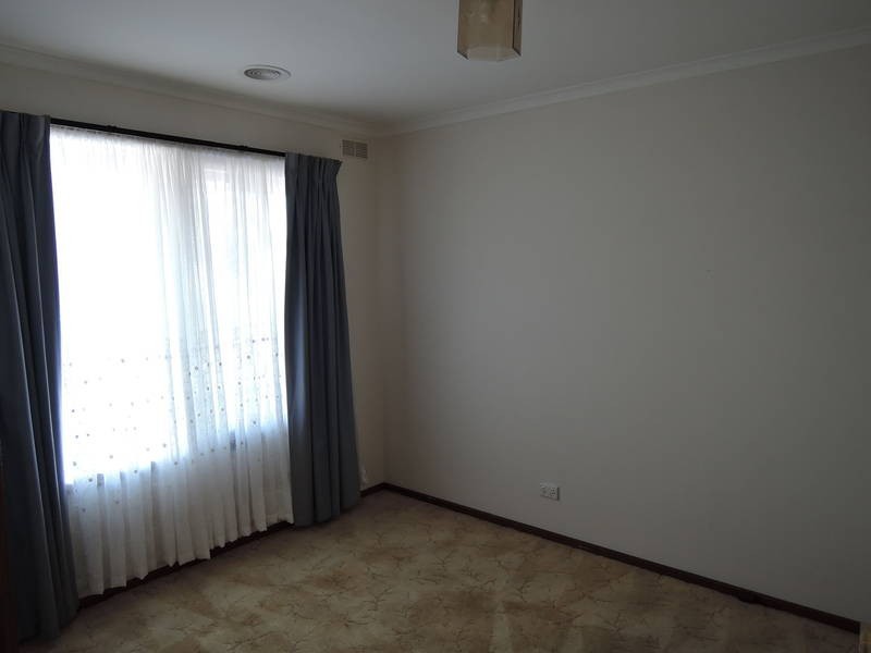 24 Swallow Street, Werribee VIC 3030