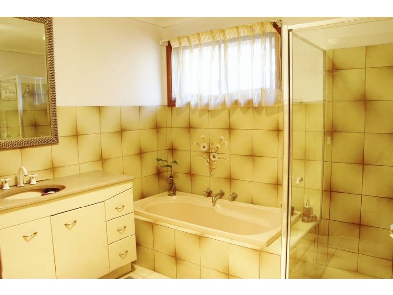 9 Cameron Drive, Hoppers Crossing VIC 3029